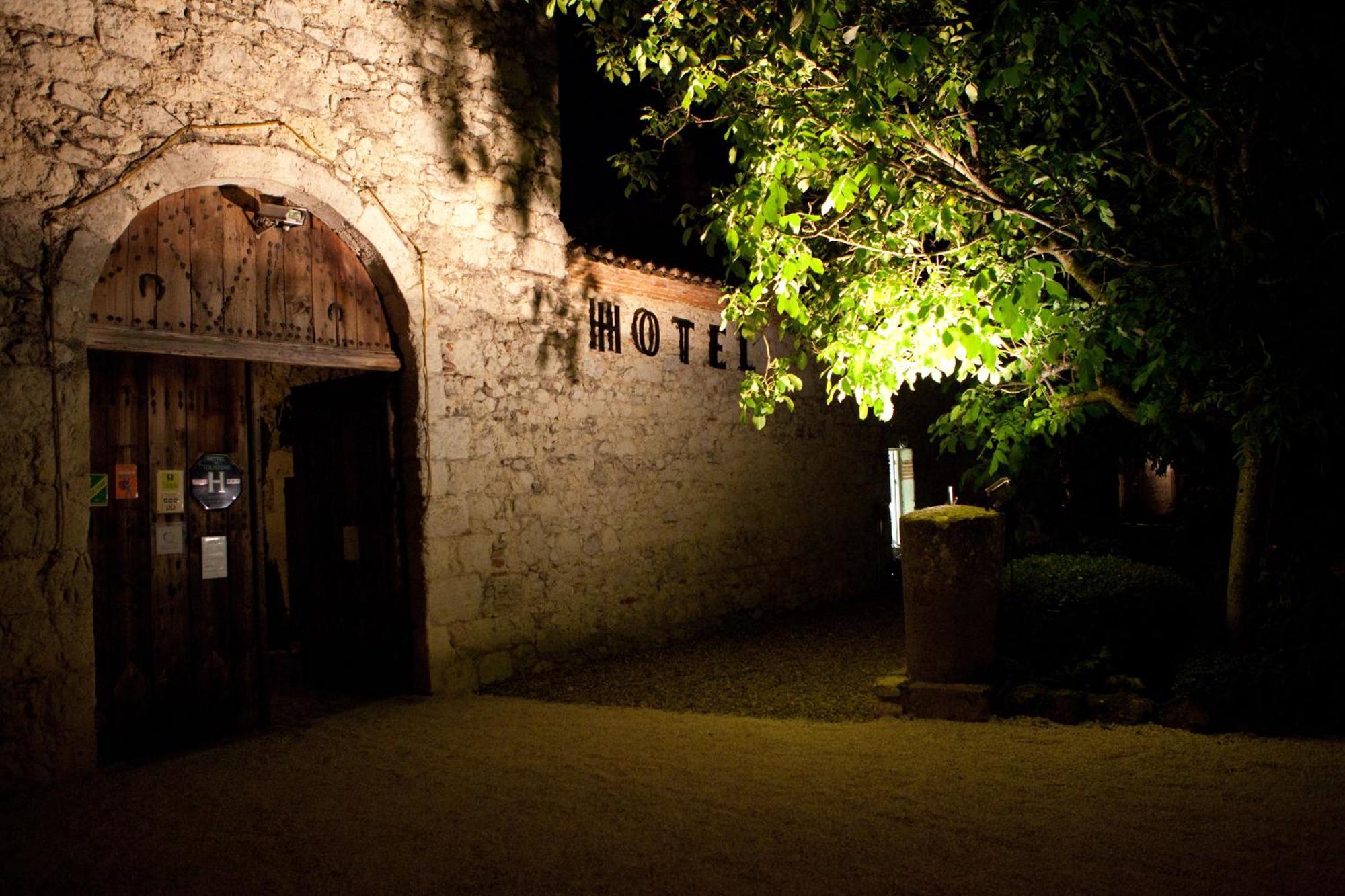 Logis Hotel Le Prince Noir Sérignac-sur-Garonne Eksteriør bilde